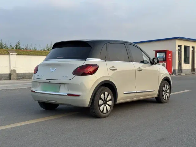 Wuling Bingo — Фото автомобиля 6