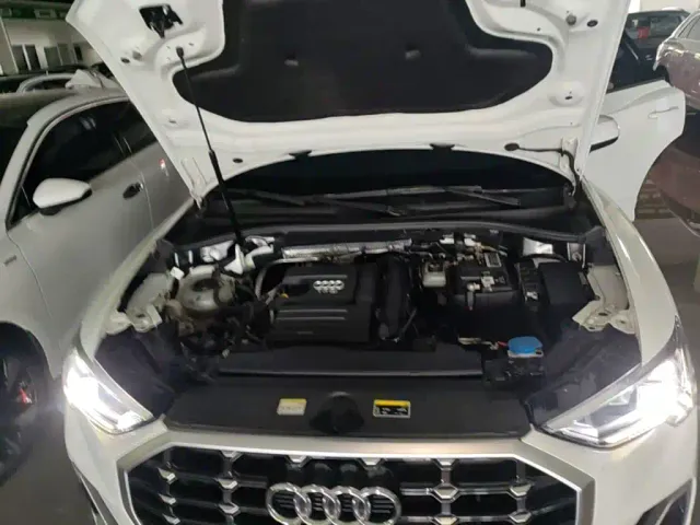 Audi Q3 — Фото автомобиля 19