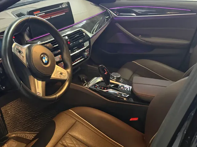 BMW 5 Series — Фото автомобиля 7