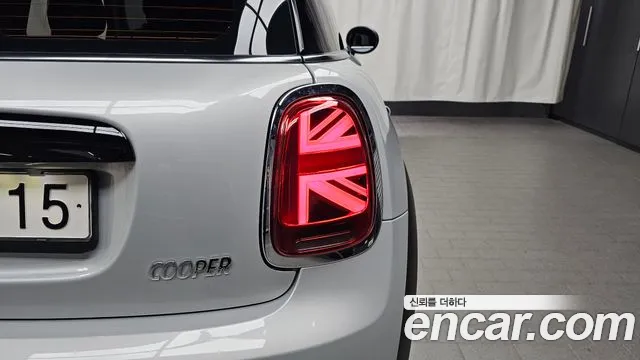 Mini Cooper Cooper Classic — Фото автомобиля 22