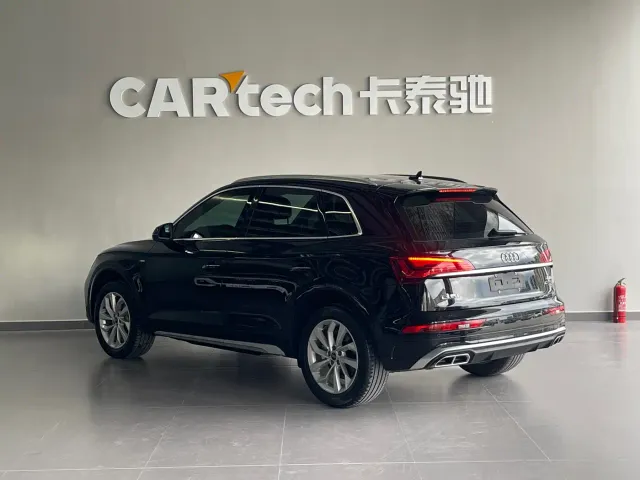 Audi Q5L — Фото автомобиля 6