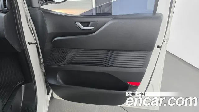 Hyundai Staria — Фото автомобиля 14