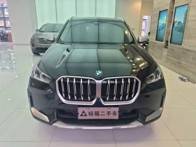 BMW X1 — Фото автомобиля 2
