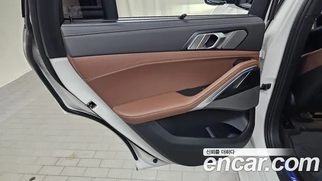 BMW X6 — Фото автомобиля 23