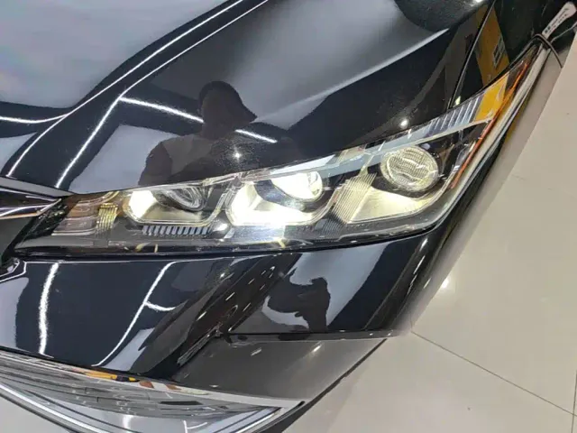Toyota Avalon — Фото автомобиля 17