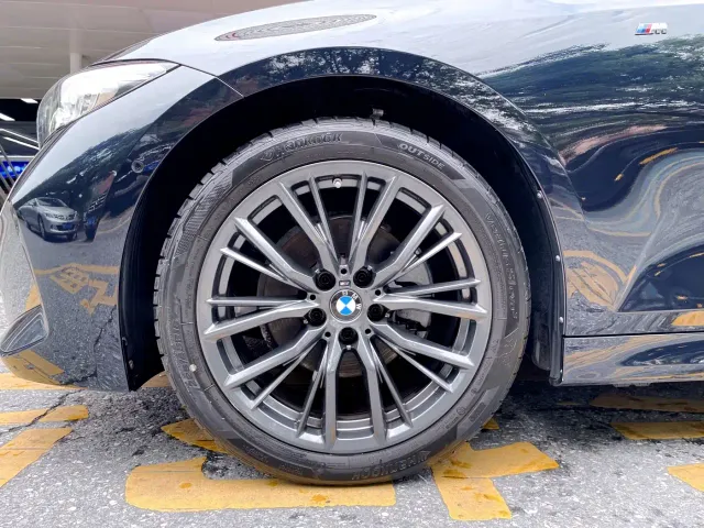 BMW 3 Series — Фото автомобиля 8