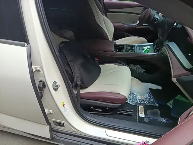 BYD Seal 07 DM-i — Фото автомобиля 24