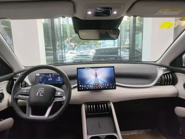 BYD Yuan PLUS — Фото автомобиля 6