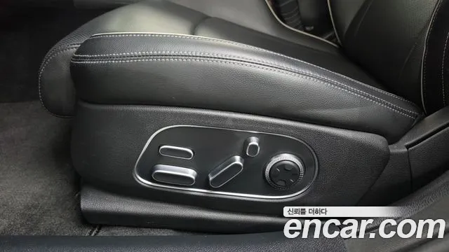 Genesis G90 Бензин 3.5 Turbo 2WD — Фото автомобиля 23