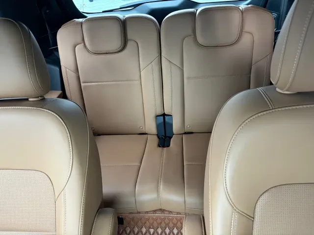 Li Auto ONE — Фото автомобиля 7