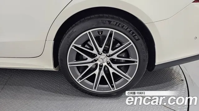 Mercedes-Benz AMG GT X290 (2018–2026) — Фото автомобиля 6