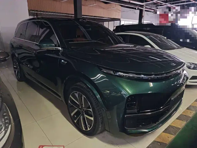 Li Auto L9 — Фото автомобиля 3