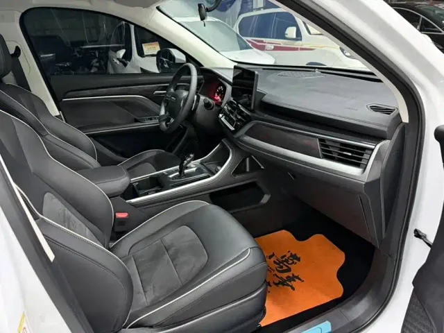 Haval H6 — Фото автомобиля 13