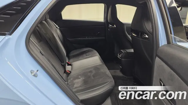 Hyundai AVANTE — Фото автомобиля 12