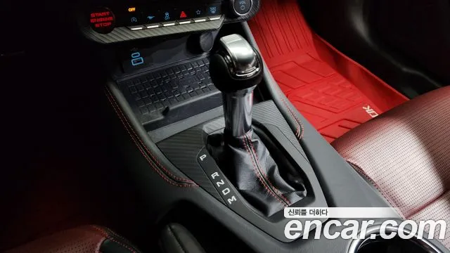 Ford Mustang Mustang 7 поколение 5.0 GT Premium Купе — Фото автомобиля 8