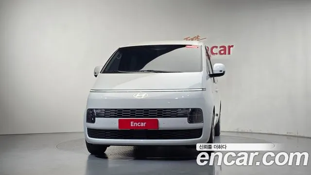Hyundai Staria New — Фото автомобиля 3