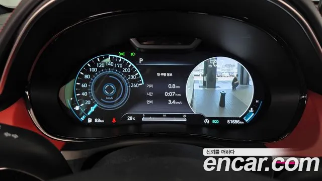 Genesis GV70 2.5T Бензин AWD — Фото автомобиля 8
