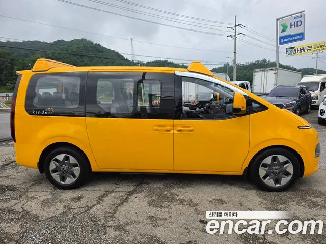 Hyundai Staria — Фото автомобиля 3