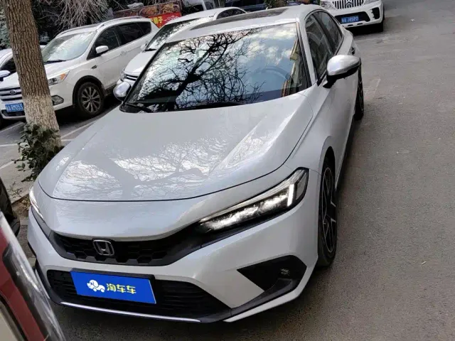 Honda Civic — Фото автомобиля 2