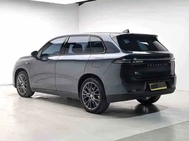 Leapmotor C10 — Фото автомобиля 7