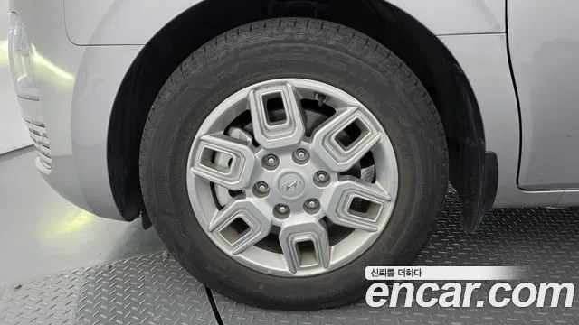 Hyundai Staria Staria L3.5 Карго 5 мест — Фото автомобиля 5