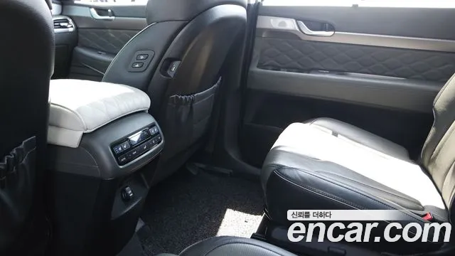 Hyundai Palisade — Фото автомобиля 18