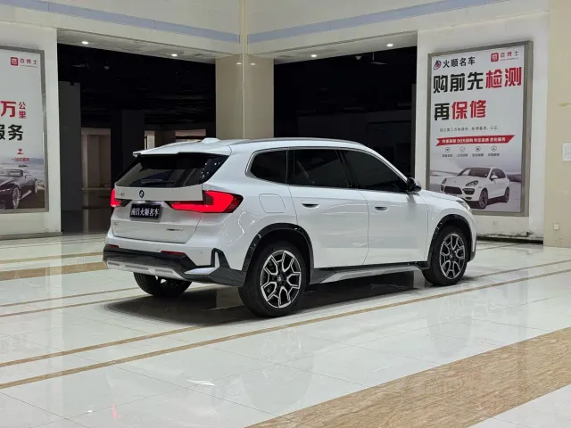 BMW X1 — Фото автомобиля 6