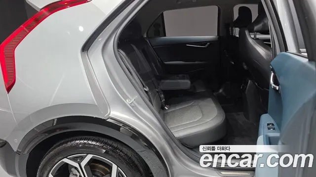 Kia Niro The All New — Фото автомобиля 12