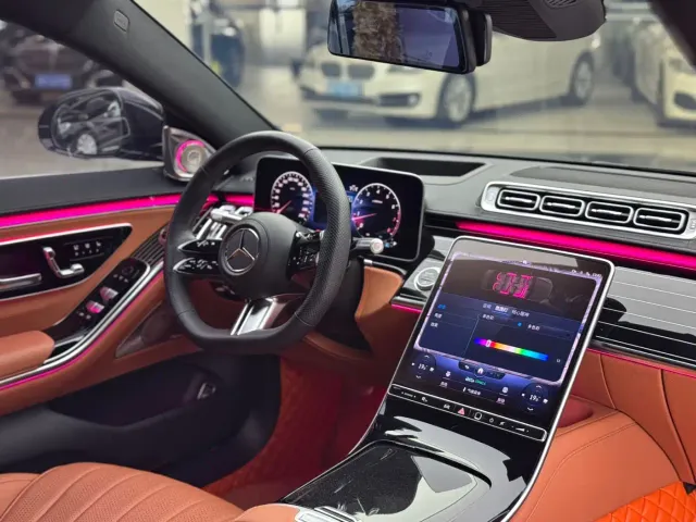 Mercedes-Benz S-Class — Фото автомобиля 4