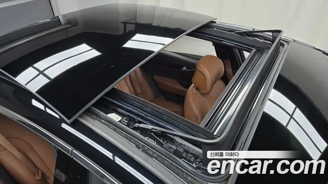 Genesis G80 Бензин 2.5 турбо AWD — Фото автомобиля 17