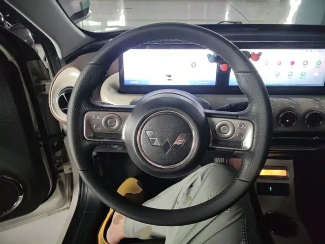 Wuling Bingo — Фото автомобиля 10