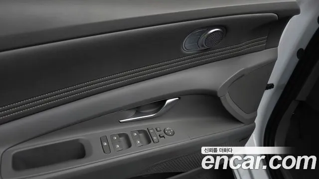 Hyundai Avante CN7 — Фото автомобиля 23