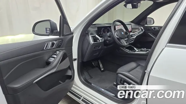 BMW X7 — Фото автомобиля 10