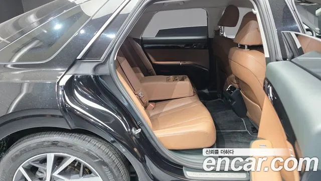Hyundai Grandeur GN7 — Фото автомобиля 12