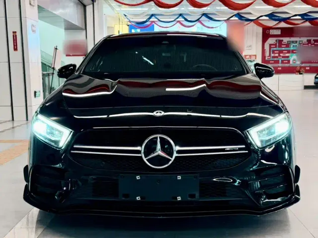 Mercedes-Benz A-Class AMG — Фото автомобиля 3