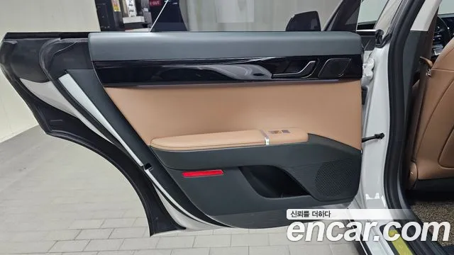 Hyundai Grandeur GN7 — Фото автомобиля 14