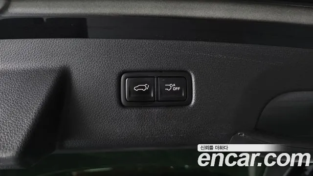 Kia Carnival Generation 4 — Фото автомобиля 25
