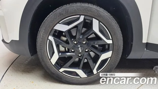 Kia Seltos New — Фото автомобиля 5