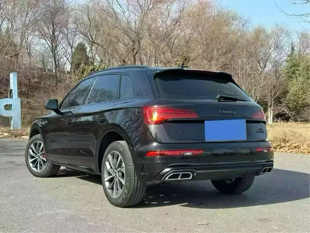 Audi Q5L — Фото автомобиля 9