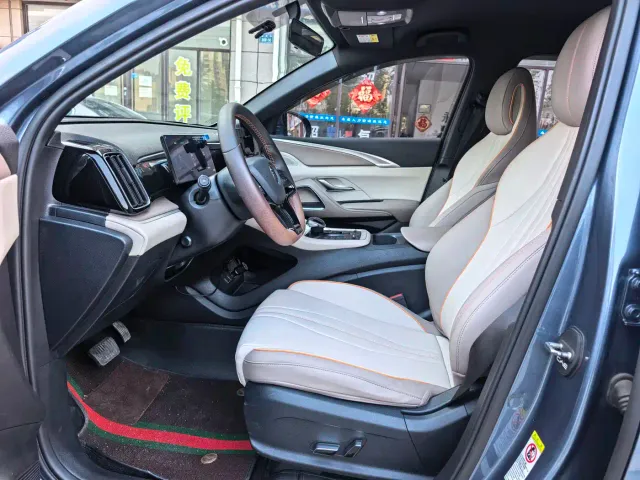 BYD Song Pro — Фото автомобиля 4