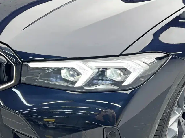 BMW 3 Series — Фото автомобиля 10