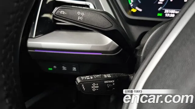Audi Q4 e-tron F4 — Фото автомобиля 23