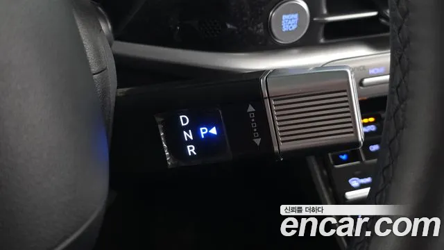 Hyundai Grandeur Grandeur (GN7) 2.5 Бензин 2WD — Фото автомобиля 9