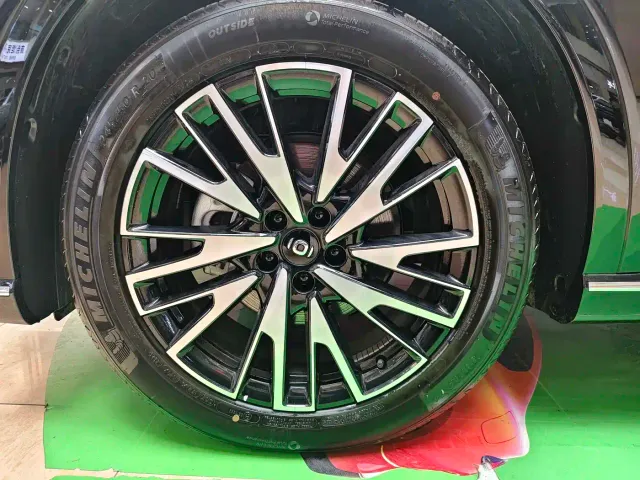 Changan Qiyuan Q07 — Фото автомобиля 17