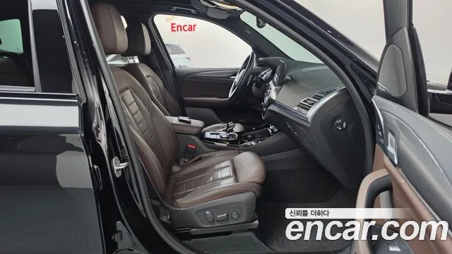 BMW X3 xDrive 20i M Sport Pro — Фото автомобиля 11