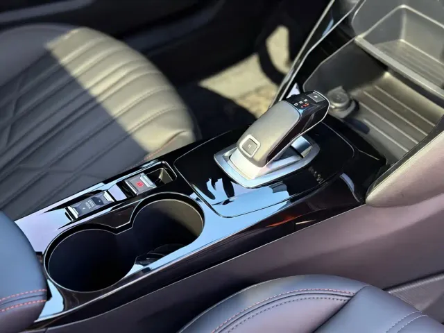 Peugeot 2008 — Фото автомобиля 21