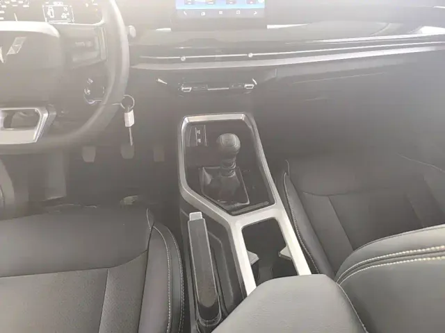 Wuling Jiachen — Фото автомобиля 13
