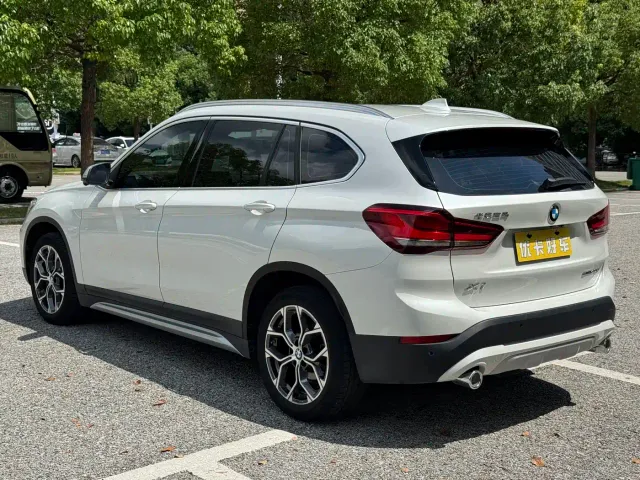 BMW X1 — Фото автомобиля 5