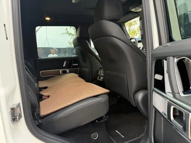 Mercedes-Benz G-Class — Фото автомобиля 10