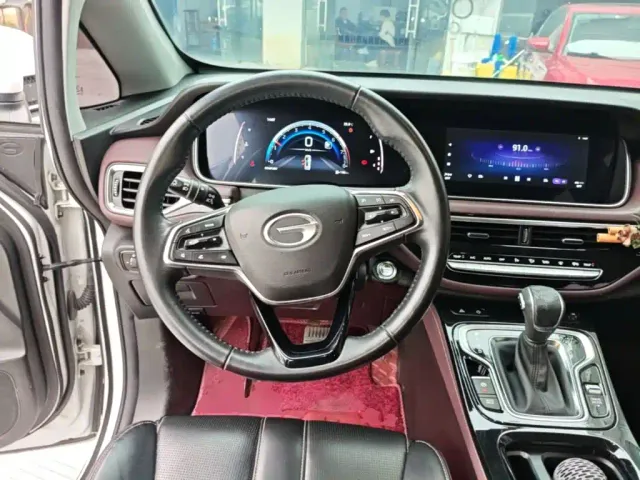 GAC Trumpchi M6 — Фото автомобиля 10